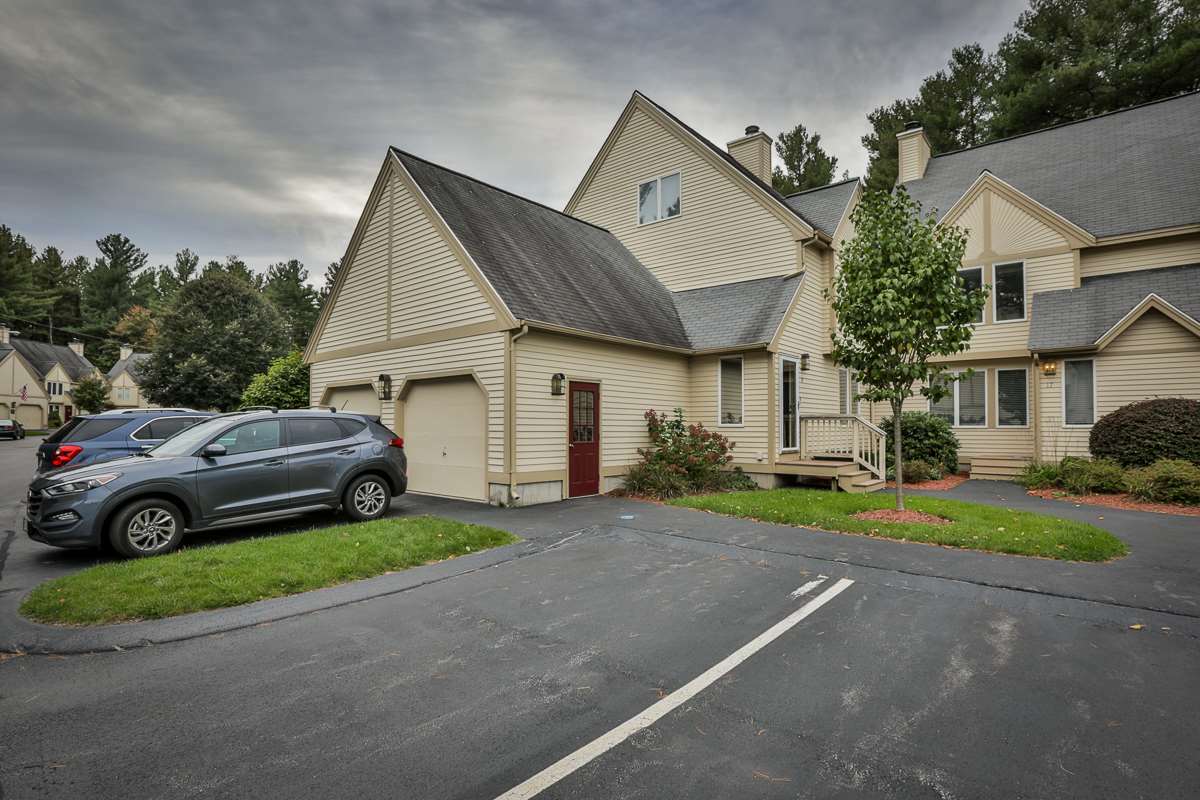 Property Photo:  17 Salisbury Drive  NH 03064 