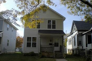 Property Photo: 3007 N 24th St WI 53206-1104