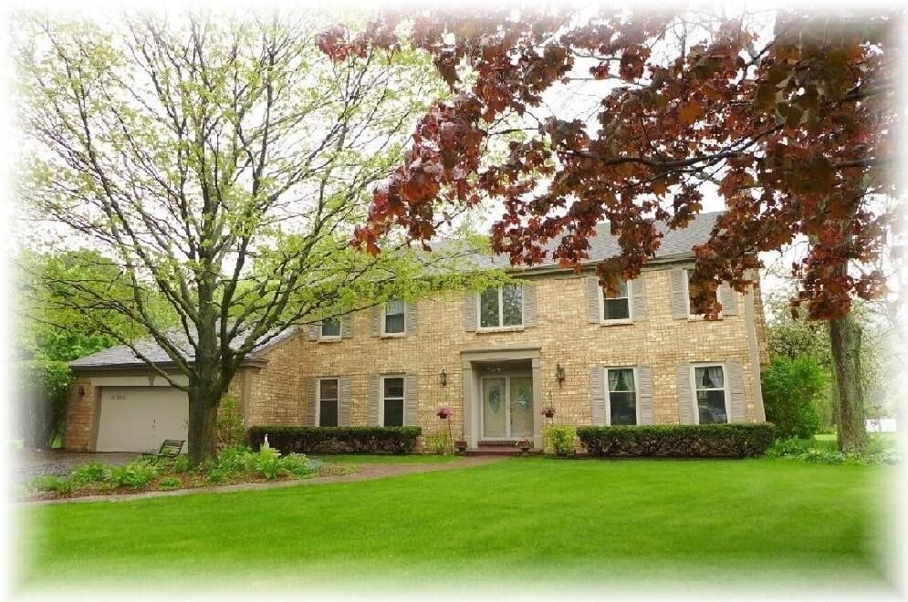 Property Photo: 9 Beechwood Ct WI 53402-2823
