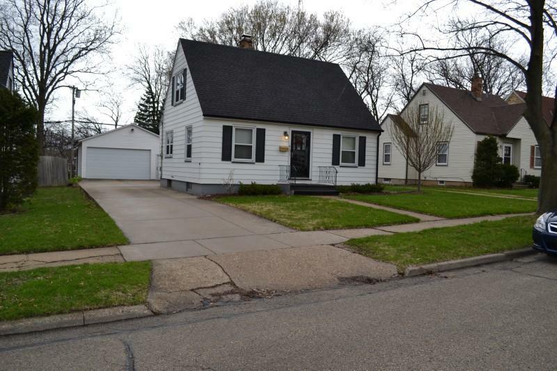 Property Photo:  4311 Harding Rd  WI 53142 