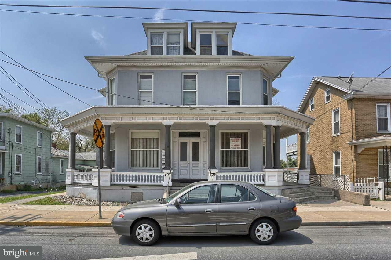 Property Photo:  403-405 N Railroad Street  PA 17078 