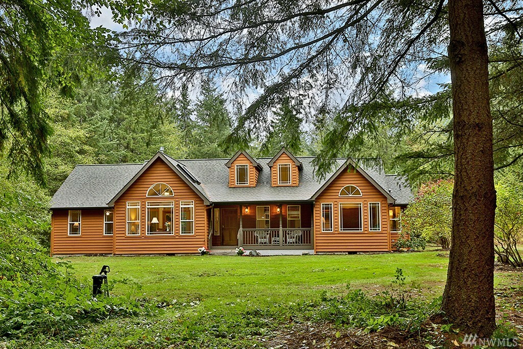 Property Photo:  4025 Springwater Lane  WA 98236 