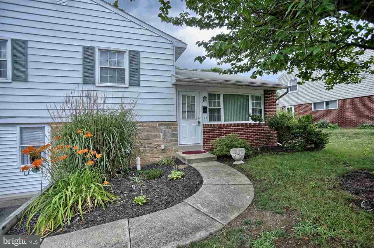 Property Photo:  143 Henry Road  PA 17025 