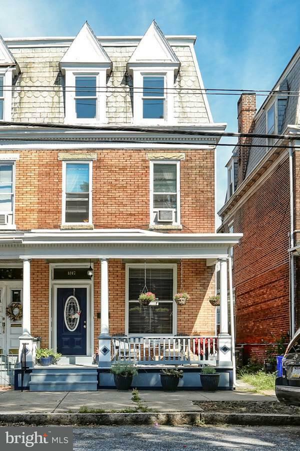 Property Photo:  1817 Green Street  PA 17102 