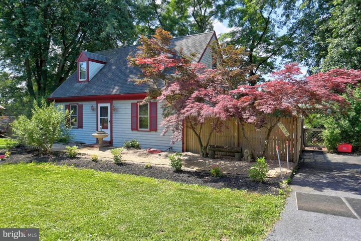 362 Delp Road  Lancaster PA 17601 photo