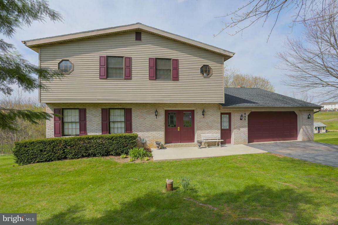 Property Photo:  905 W Penn Grant Road  PA 17584 