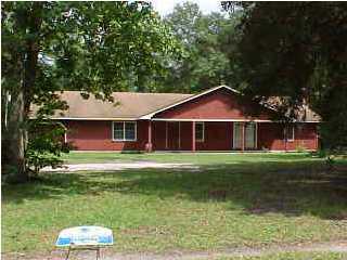 Property Photo:  323 Horseshoe Road  SC 29461 