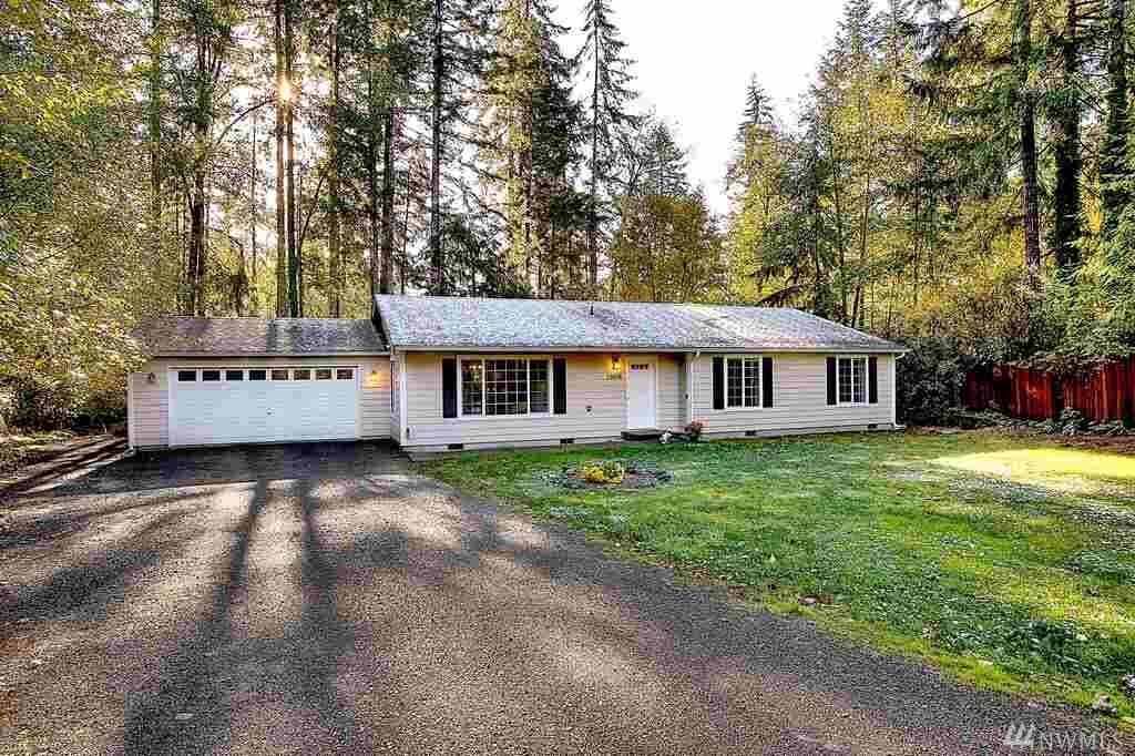 Property Photo: 13608 132nd St Ct Kp N WA 98329