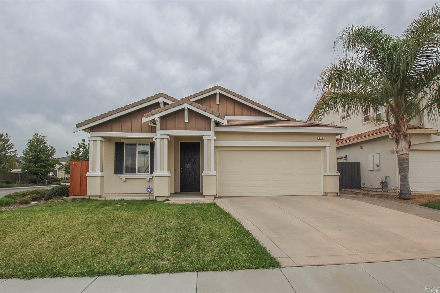 Property Photo:  400 Twilight Street  CA 95688 