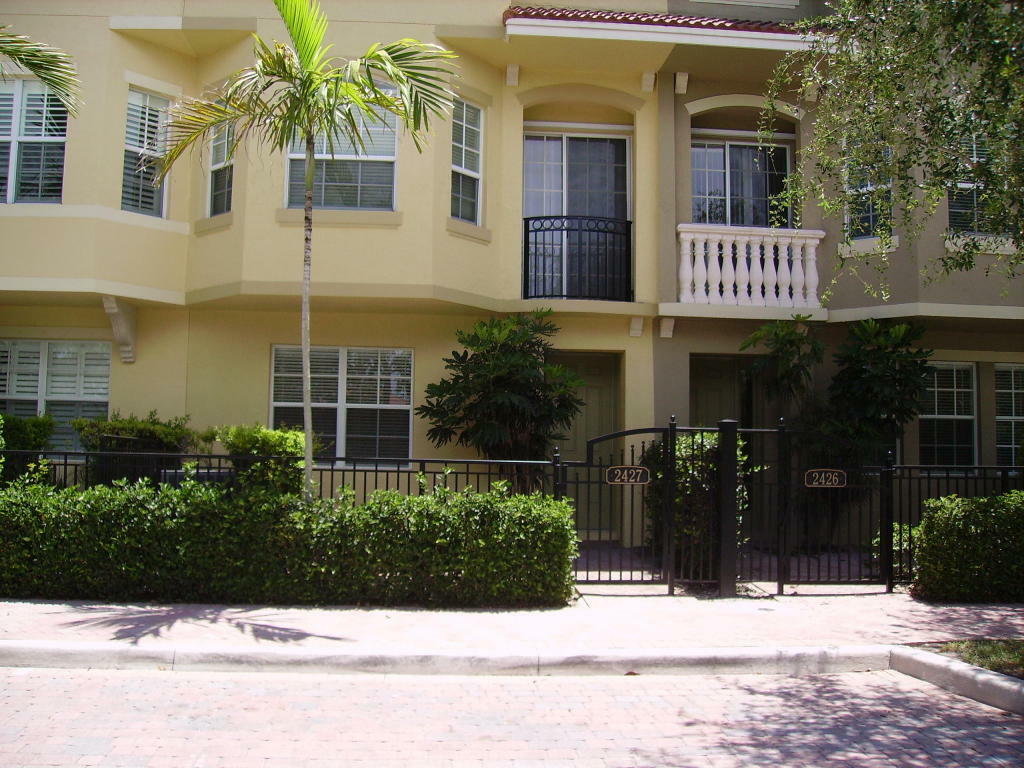 Property Photo: 2427 San Pietro Circle FL 33410