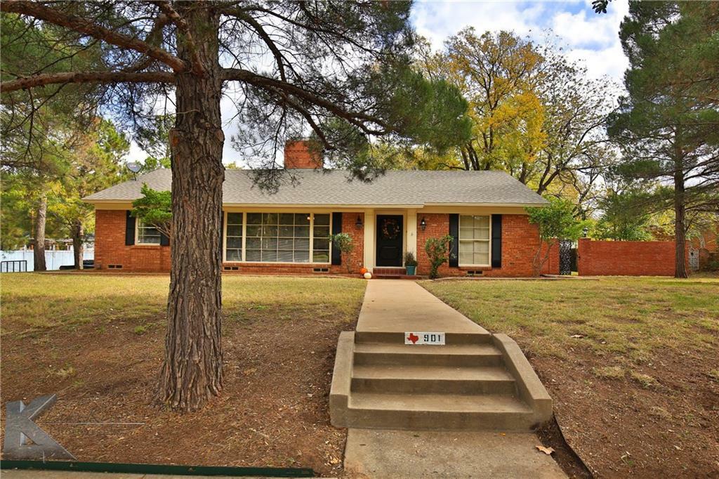 Property Photo:  901 Sayles Boulevard  TX 79605 