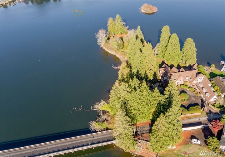 Property Photo:  7235 Interlaaken Dr SW  WA 98499 