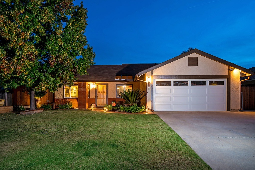 Property Photo:  10934 Easthaven Court  CA 92071 