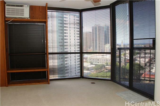 Property Photo:  60 N Beretania Street 1410  HI 96817 