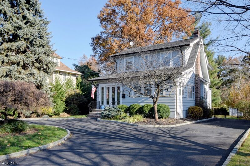 Property Photo:  456 Mountain Ave  NJ 07090 