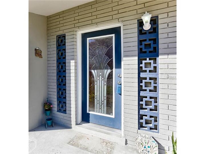 Property Photo: 118 Huntington Drive FL 33771