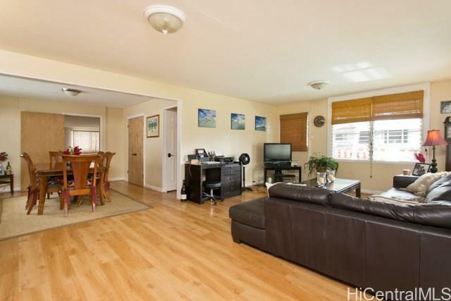 Property Photo:  640 Auwai Street  HI 96734 