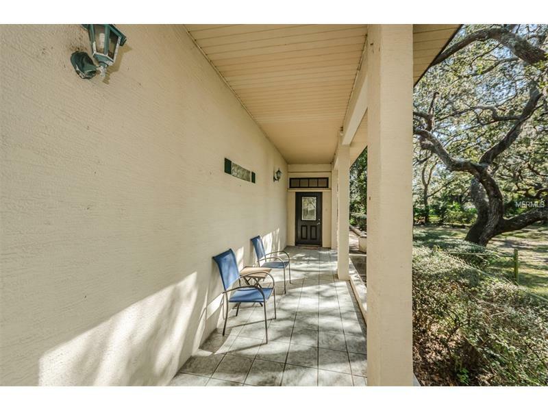 Property Photo:  9352 Hilltop Drive  FL 34654 