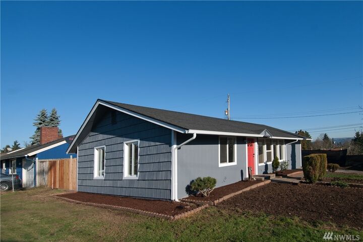 4402 S Rose St  Seattle WA 98118 photo