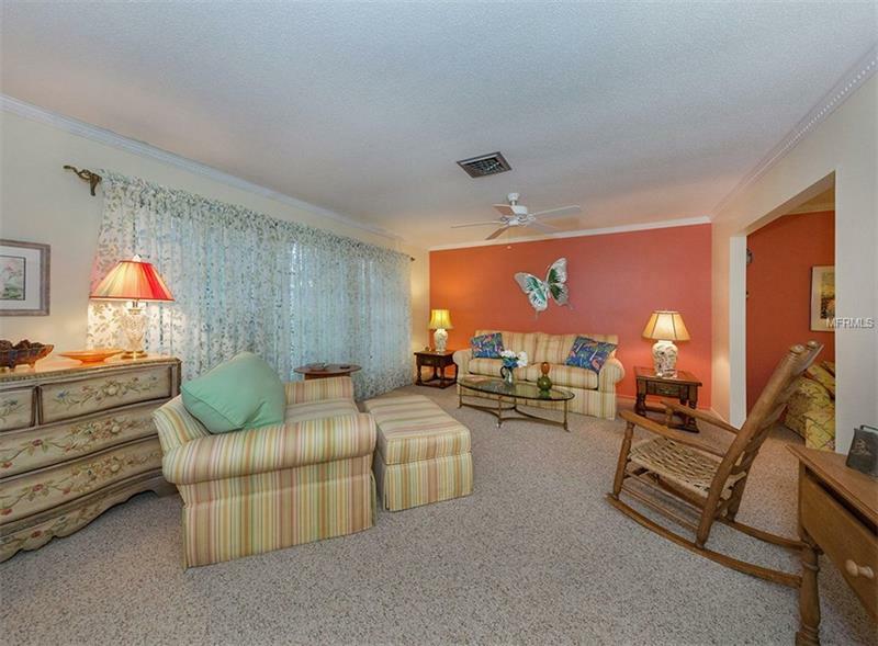 Property Photo:  1305 Pine Needle Road  FL 34285 