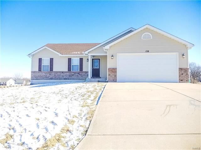 Property Photo:  128 Bolm Lane   63380 