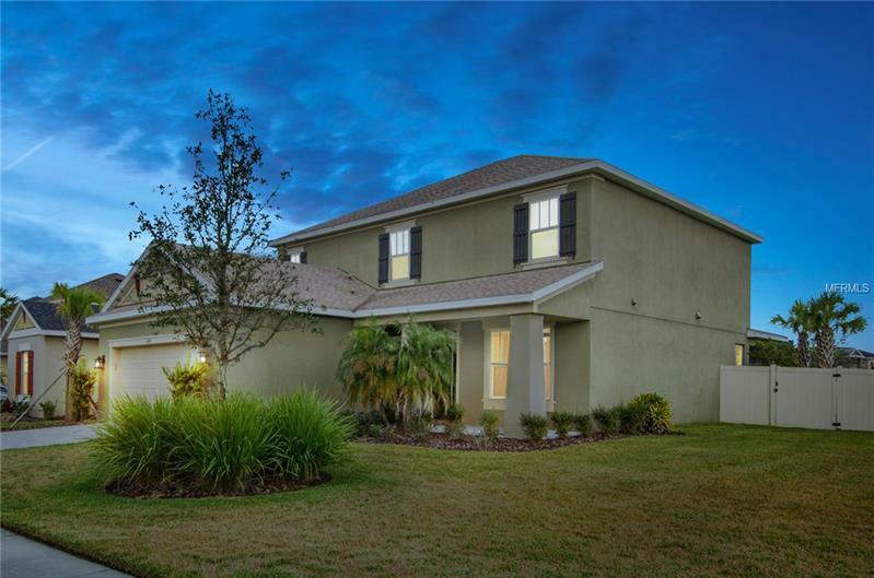 Property Photo:  1650 Virginia Willow Drive  FL 33544 