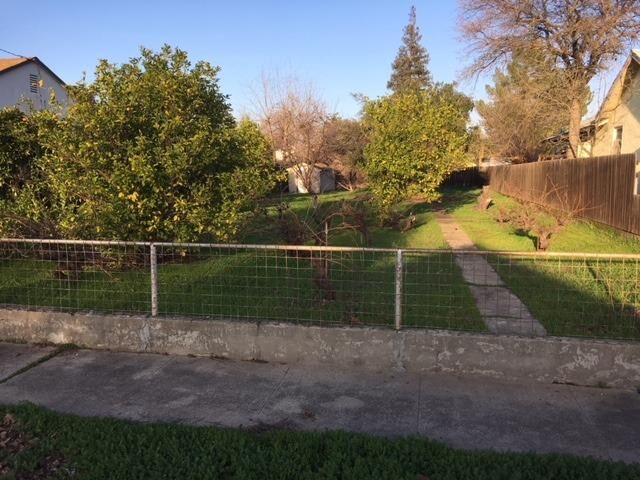Property Photo:  216 Fig Street  CA 95678 