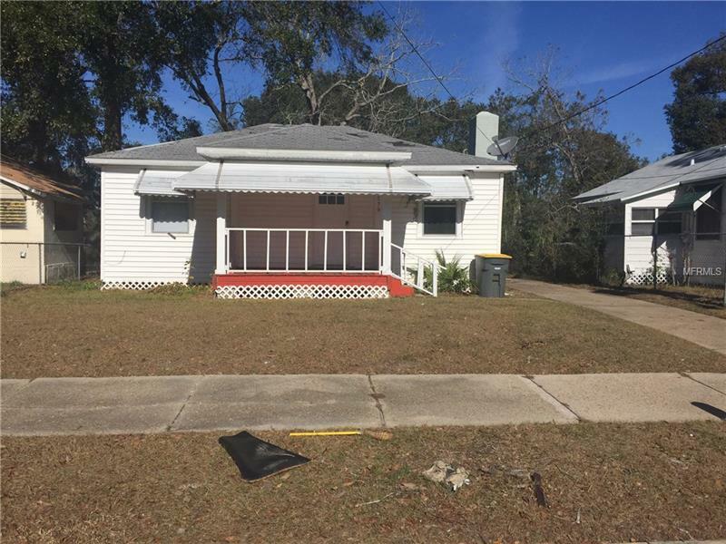 Property Photo:  579 Chestnut Drive  FL 32208 