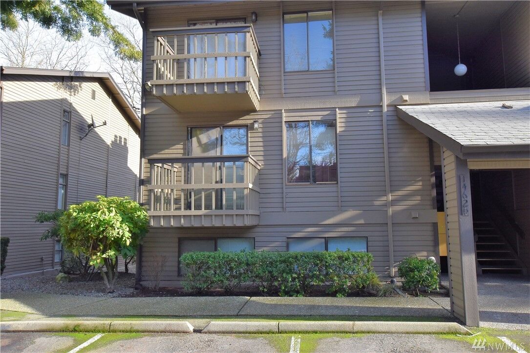 Property Photo:  14630 NE 35th St 105  WA 98007 