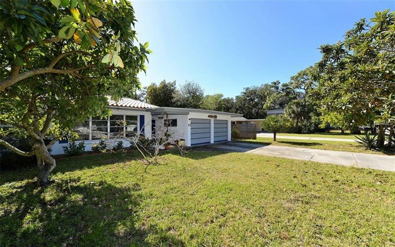 Property Photo:  660 Corwood Drive  FL 34234 