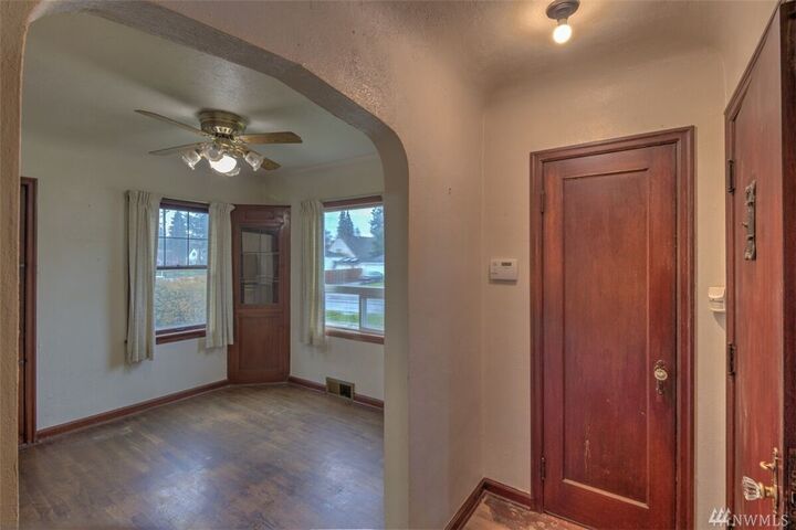 Property Photo:  217 S 58th St  WA 98408 