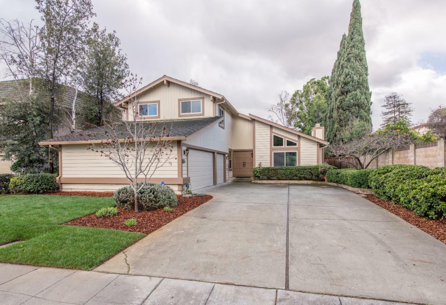 Property Photo:  870 Dartshire Way  CA 94087 