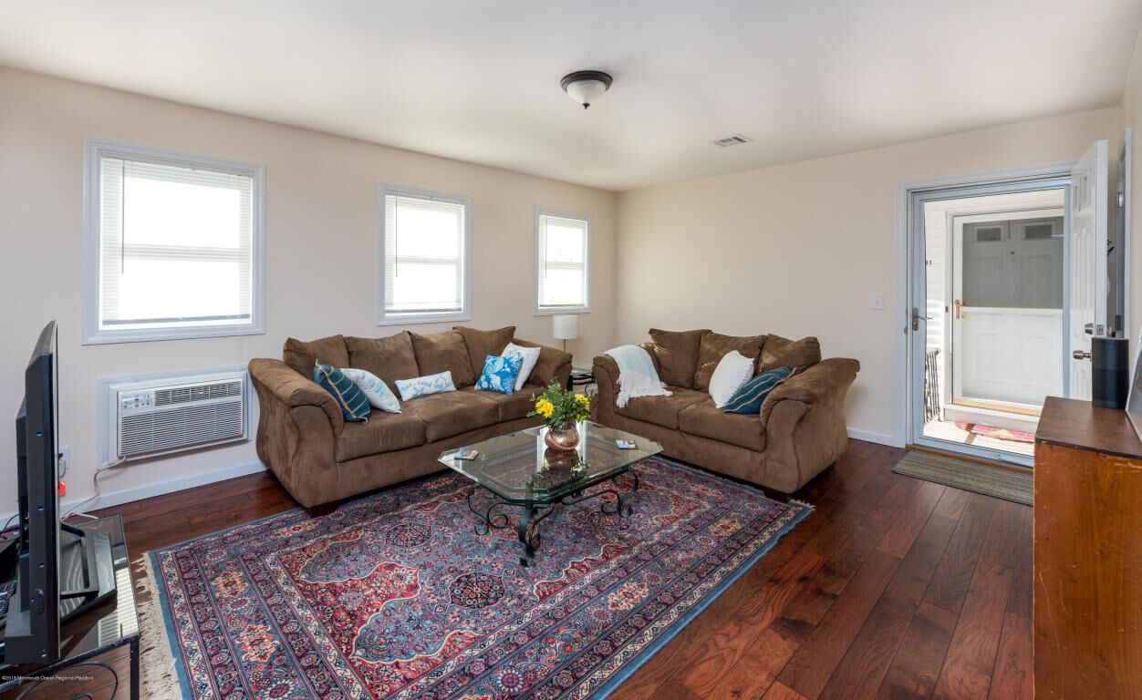 Property Photo: 601 Mistletoe Avenue NJ 08742