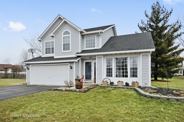 Property Photo:  606 Berkshire Court  IL 60543 