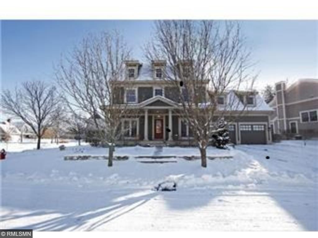 Property Photo: 401 Country Road MN 55082