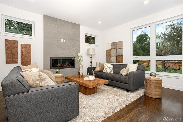 Property Photo:  3244 35th Ave W  WA 98199 