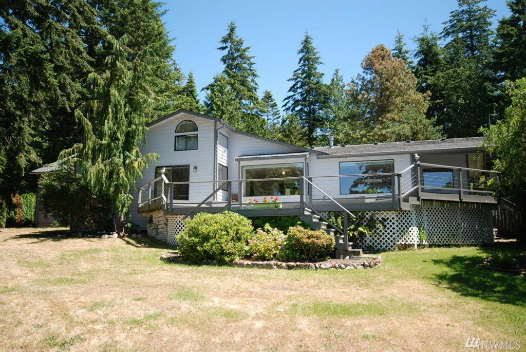 473 N Sunset Dr  Camano Island WA 98282 photo