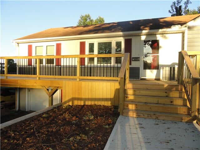Property Photo: 2117 S 47th Terrace KS 66106