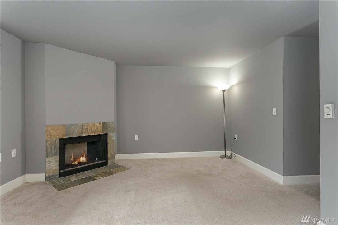 Property Photo:  755 5th Ave NW A103  WA 98027 