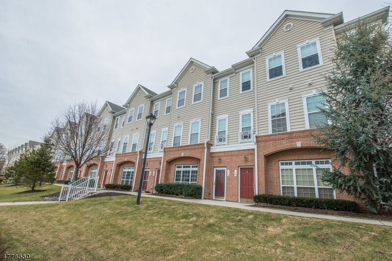 Property Photo: 1101 Hamilton St NJ 07109