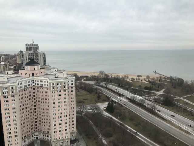 Property Photo: 5455 Sheridan Road 3405 IL 60640