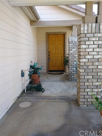 Property Photo:  493 Heron Place  CA 92823 