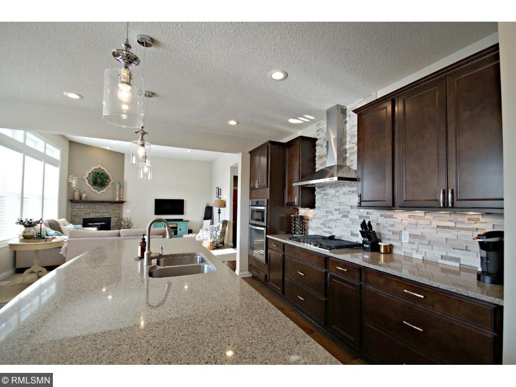 Property Photo: 15462 Kentucky Court MN 55378