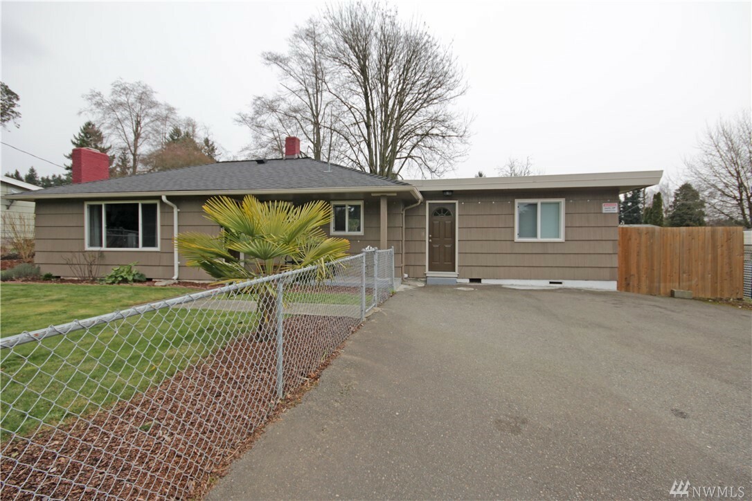 Property Photo:  20412 13th Ave S  WA 98198 