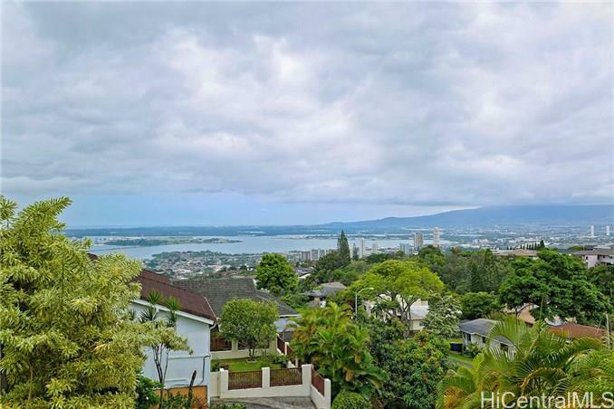 Property Photo:  99-1023 Kahua Place  HI 96701 