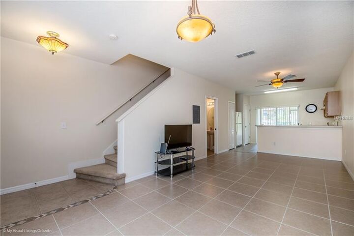 Property Photo:  416 Wilton Circle  FL 32773 