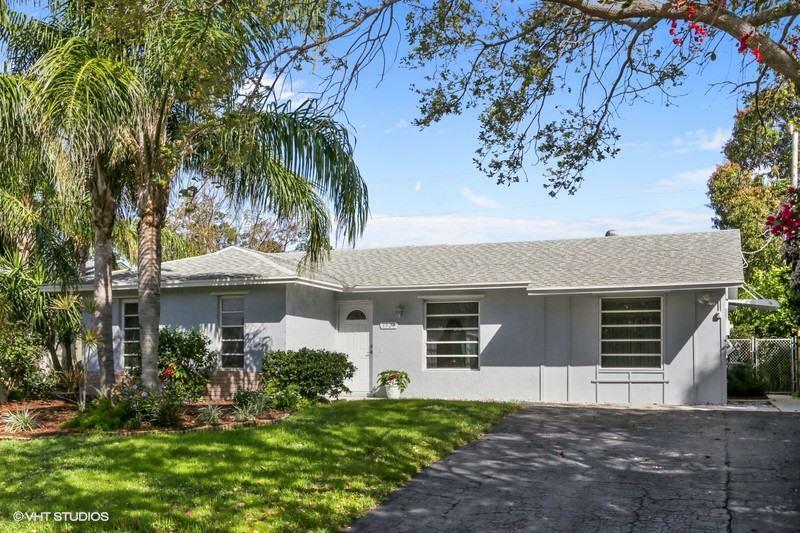 Property Photo:  1927 Ocala Road  FL 33408 