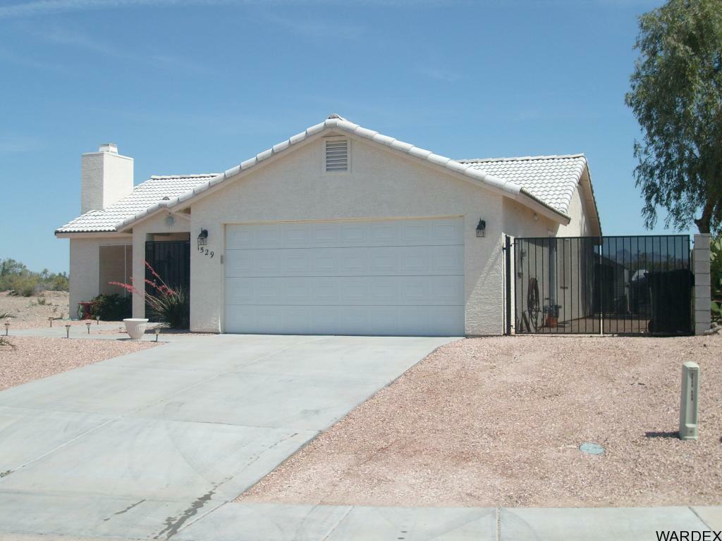 Property Photo:  1529 Ash Ave  AZ 86442 