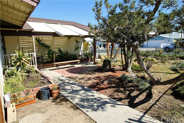 Property Photo:  23617 Clearpool Place  CA 90710 