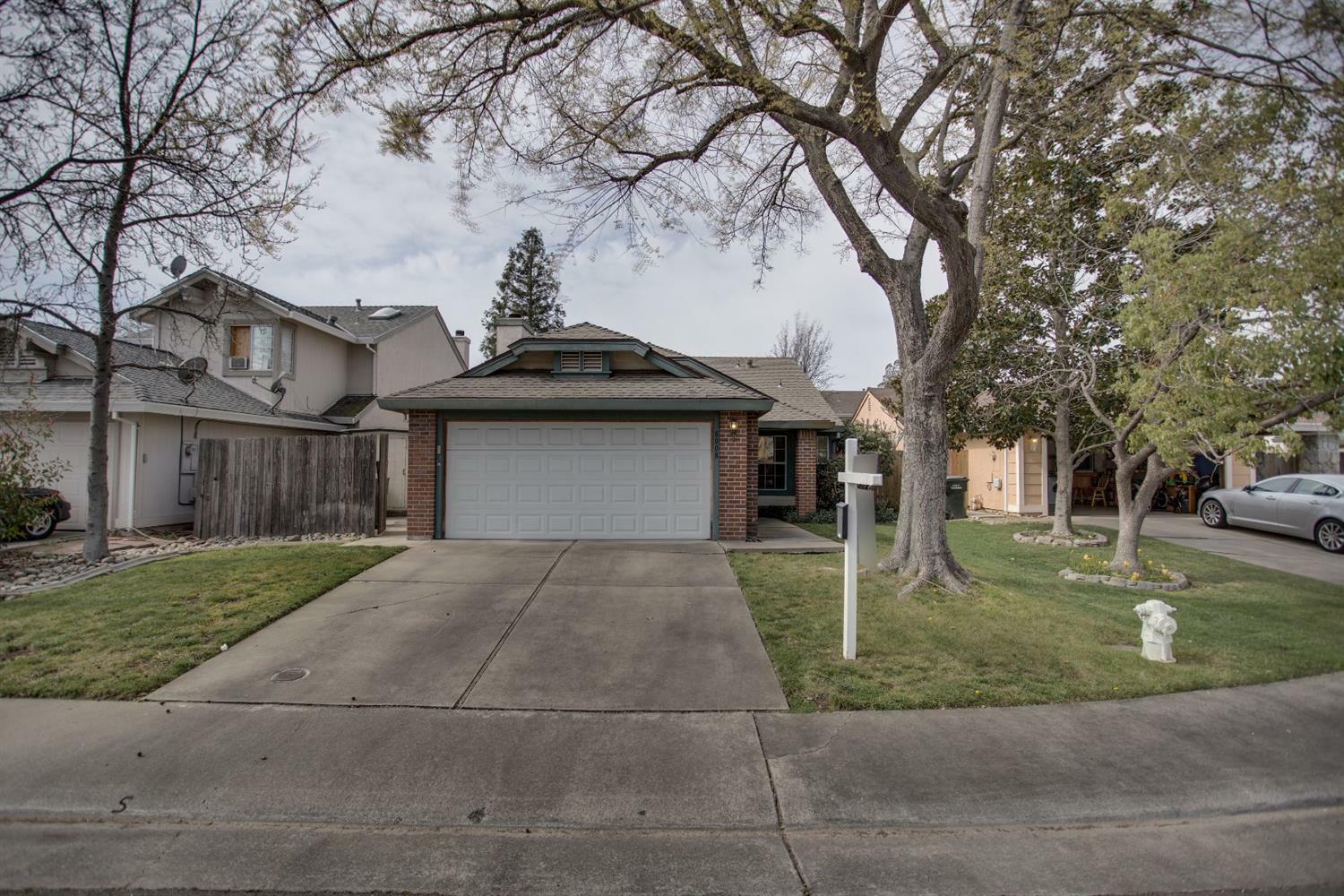 Property Photo:  8008 Healy Court  CA 95828 